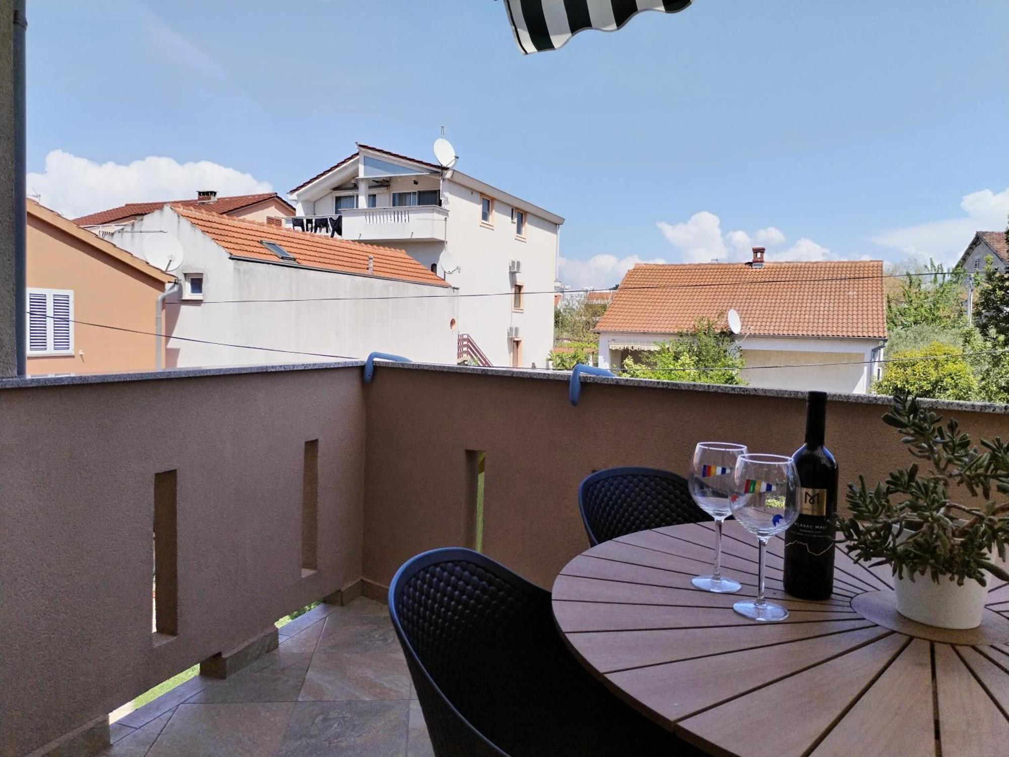 Family Apartment B&B Biograd Na Moru Εξωτερικό φωτογραφία